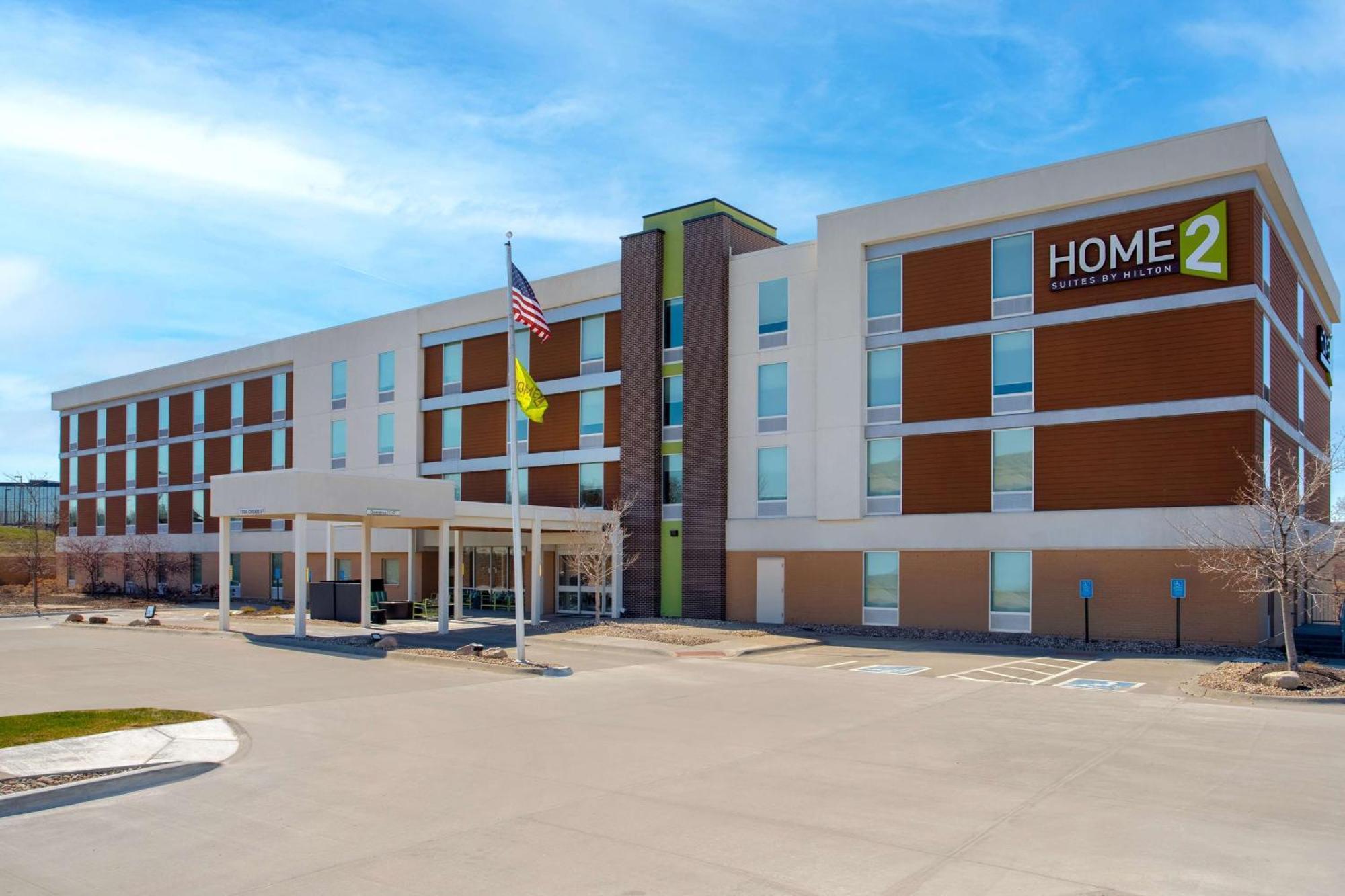 Home2 Suites By Hilton Omaha West Екстериор снимка