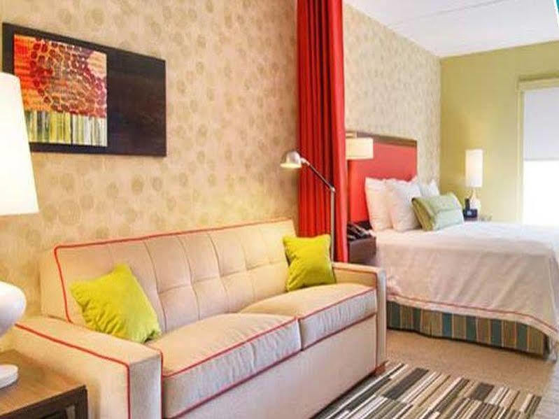 Home2 Suites By Hilton Omaha West Екстериор снимка